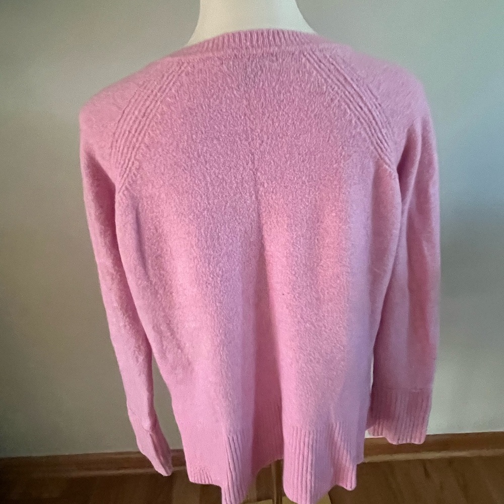 J. Crew Pink Pullover V Neck Sweater Medium - Picture 2 of 3